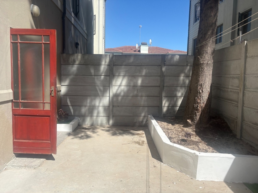 To Let 3 Bedroom Property for Rent in Parklands Western Cape
